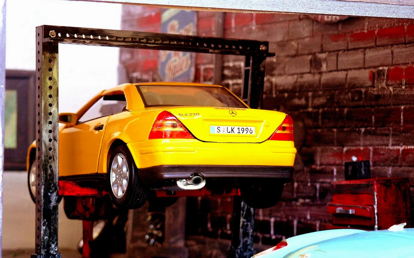 Car, garage and auto