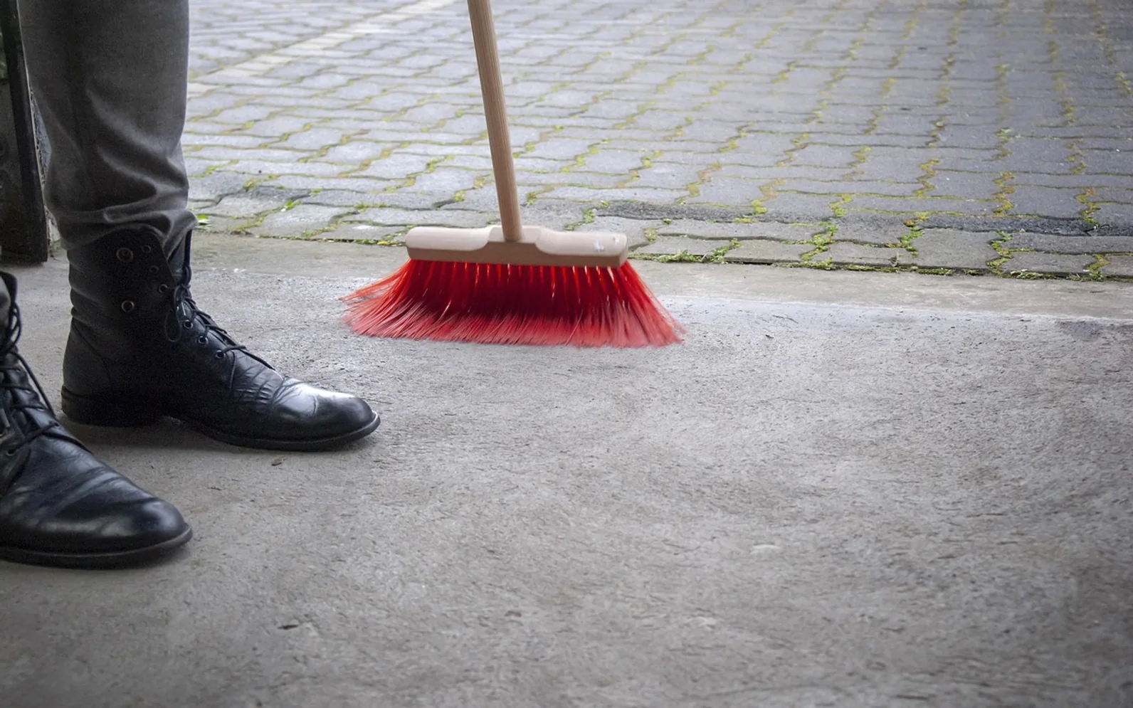 Sweeping, the court and brush